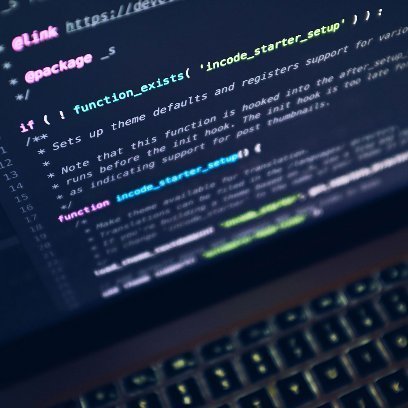 SIstemska koda na ekranu laptopa